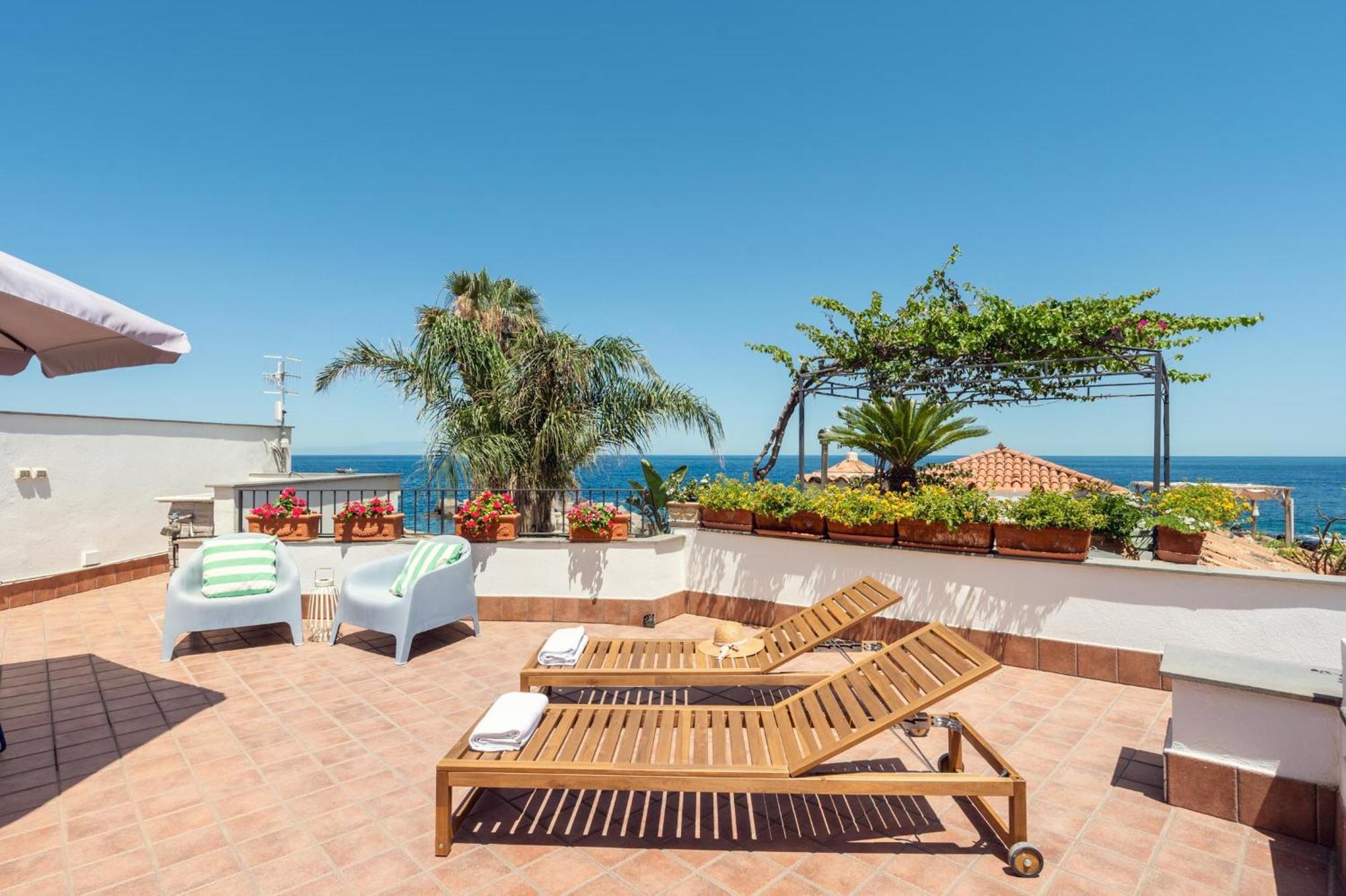 Blue54 - Pozzillo Sul Mare Fra L'Etna E Taormina Villa Bagian luar foto